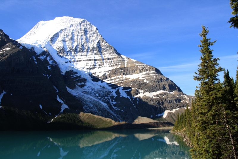 Luxusní trek k Mt. Robson a Berg jezeru